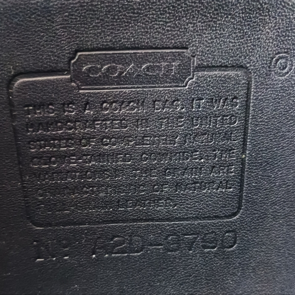 Vintage Coach City Bag #9790 - Picture 2 of 14